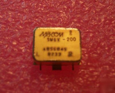 New m/a com SM6V 0.4-500MHZ frequency mixer, smd, 