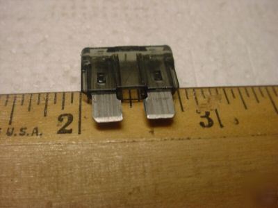 10 amp autofuse fast acting 257 010 (qty 35 ea)