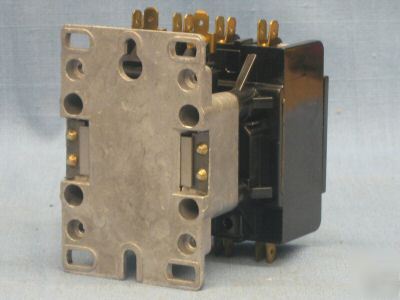 Ge contactor CR353AD4BB1 6P165 1V612 8910DPA44V09