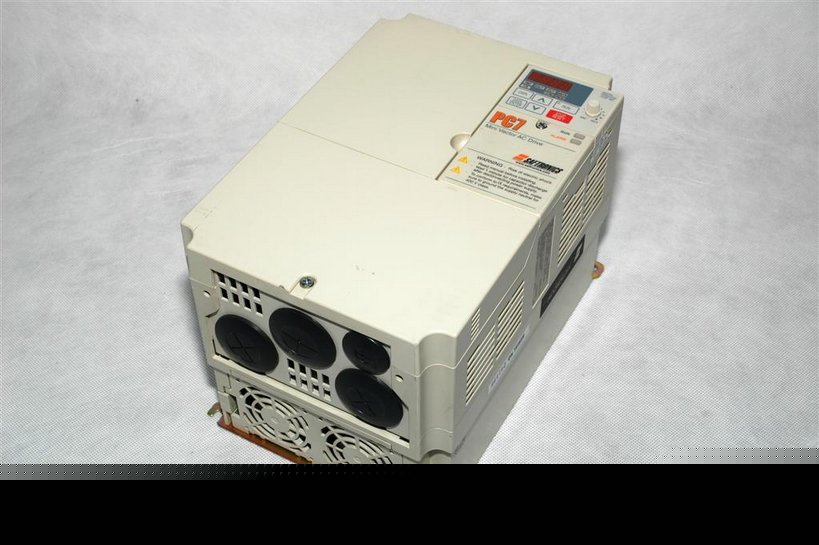 10HP 460V vfd saftronics cimr-V7AU47P5 V7 hv ac drive 