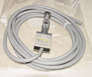 New omron limit switch D4C-1620 