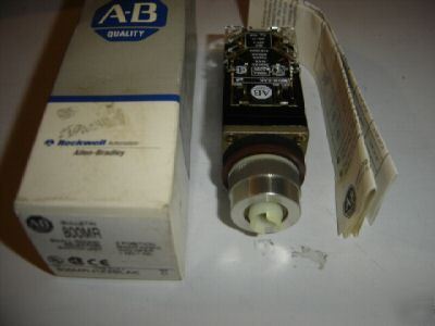 Allen bradley 800MR-JK9BLAK 3 pos selector switch 