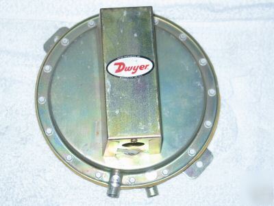 New dwyer model 1626-5 pressure switch 