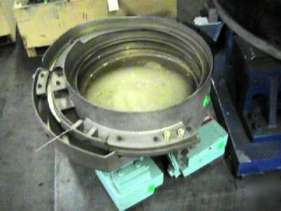 Service engineering vibratory parts feeder bowl 10 ccw