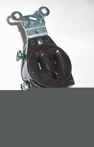 Leviton 5015 single flush receptacle 15A 125V lot of 50