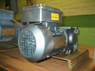  electric motor 0.33HP 3-phase sew eurodrive dft 71 C4