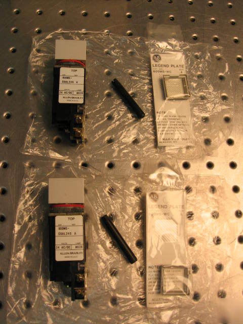 G33726 allen-bradley 800MS-CQAL24S push button switches