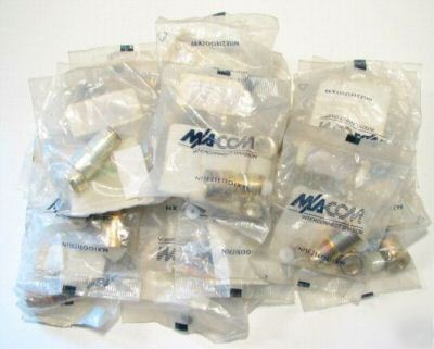 New lot of 24 plug connector N15E21E001X99 ic ma-com