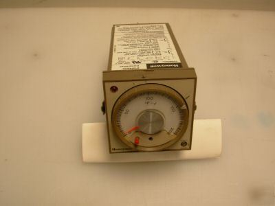 Honeywell dialapak temperature controller AV541AB123