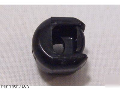 Lot of 25 heyco 6N3-4 strain relief bushing grommets fs