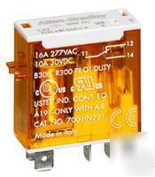 New allen-bradley 700-HK32Z12 700HK32Z12 relay