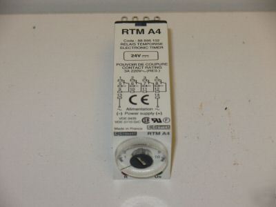 Crouzet electronic adjustable timer RTM14 24V