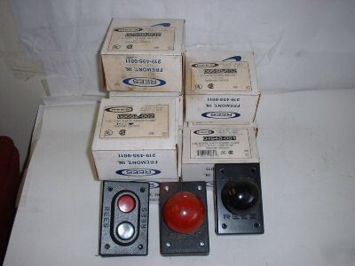 New lot rees push button mushroom plungers 1