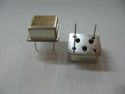 4PCS p/n KXO210330MHZ ; crystal 33.0MHZ , geyer