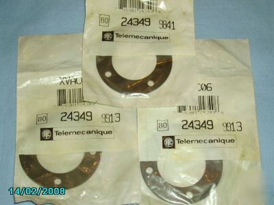 New 3 telemecanique 24349 beacon gaskets XVAC06 - bnip