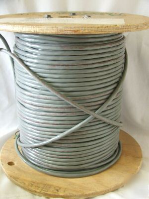 Spool of low voltage computer cable CM24 AWG75