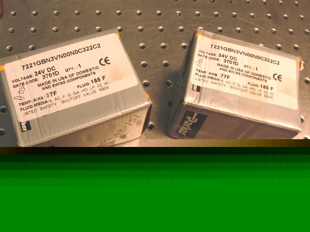 T29513 [2] parker hannifin 7221G diaphragm valves