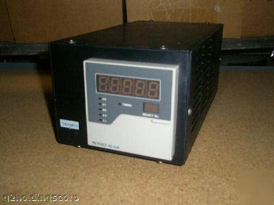Keyence rd-50R analog signal conditioner in case