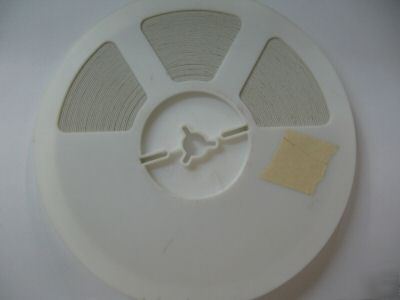 4000PCS p/n 12062R103KBB200 ; cerm cap 10N 10% 200V