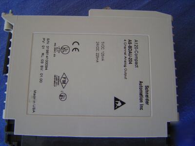 Modicon compact as-bdau-204 analog output module