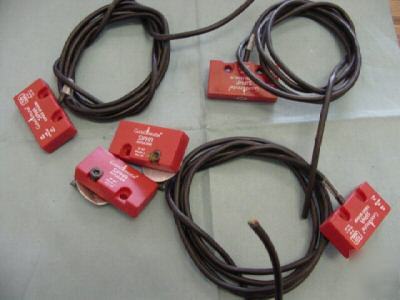 Lot of guardmaster sipha actuators, 5