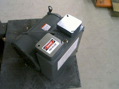 New 7-1/2 hp cnc phase converter heavy duty