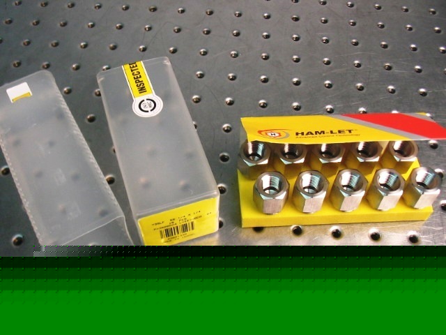T29582 [10] ham-let 739LF ss 1/4 x 1/4 fittings