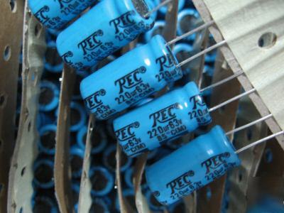 New 700 pcs of electrolytic capacitors 220UF 63V 