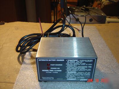 Power sonic psc-14000 12 vdc 4 amp battery charger