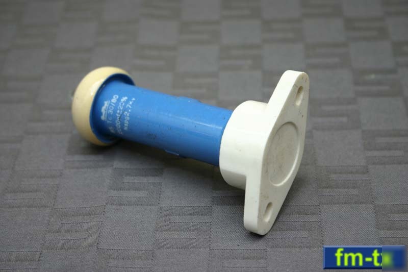 Ceramic transmitting capacitor - 2000PF - 2.7KV - nos