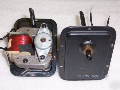 Lot (2) 13 rpm 115V gearmotor robot motor 10 11 12 15