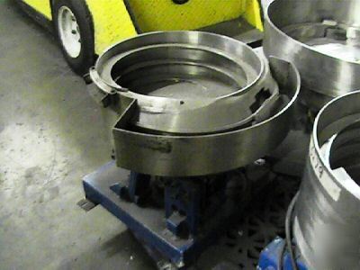 Moorfeed vibratory parts feeder bowl automation 