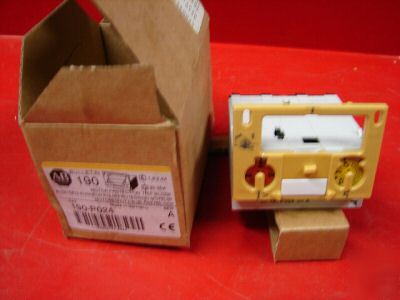 New allen bradley motor trip block 190-P024 ser a