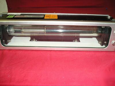 Brooks instrument division full view flowmeter 1114