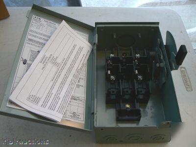 Cutler hammer eaton 30 amp nema 3 safety switch 