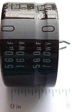 Radial electrolytic capacitors ~ 560UF 160V (5)