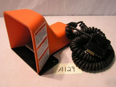 Wilson hardness tester foot switch 900091146 (A129)
