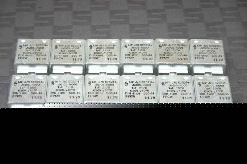 Siemens B25214 - 1UF 630V - paper oil capacitor - nos