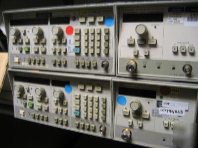 Hp 8350B w/ 83590A 2-20GHZ rf plug-in module 
