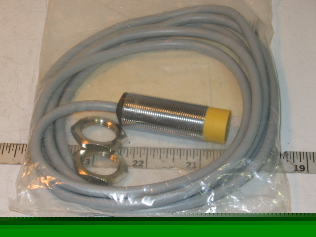 Turck inductive proximity sensor NI10-G18-AN7X 50MM