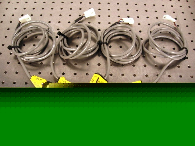 A37616 (4) banner SM312LV mini-beam sensors
