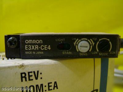 Omron E3XR-CE4 photoelectric switch fiber optic amp
