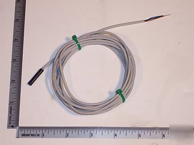 New smc proximity switch d-F9N 