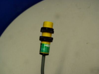 Banner photoelectric ezbeam m/n: S18SN6L