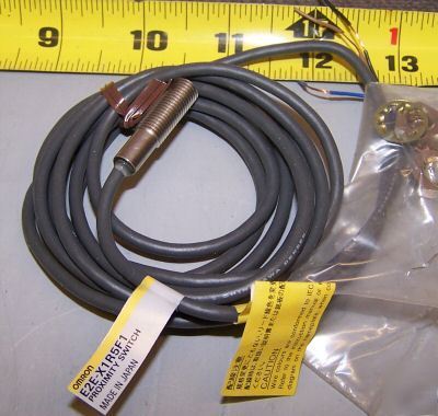 New omron E2E-X1R5F1 proximity switch 12/24 vdc 200 ma 