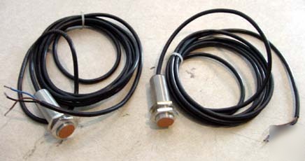 New 2PC siemens bero proximity sensor 3RG4013-0AB00 