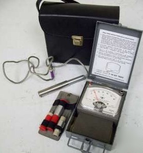 Sti portable pyrometer model c w/ case & accessories