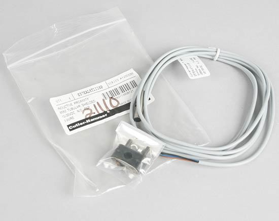 Cutler-hammer proximity sensor E57EAL6T111SP nip