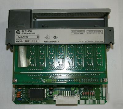 Allen bradley slc 500 output module 1746-OV32 (DB1129)
