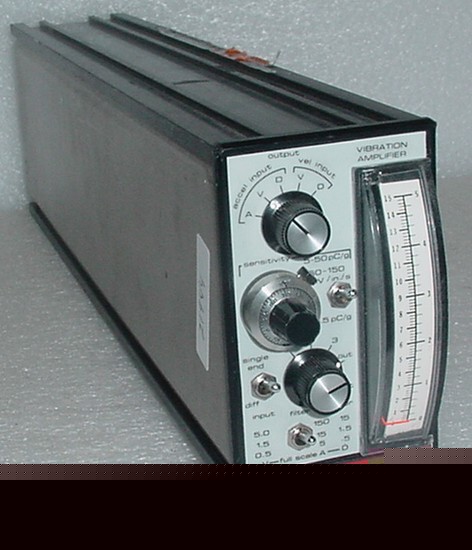 Endevco model 6634 vibration amplifier